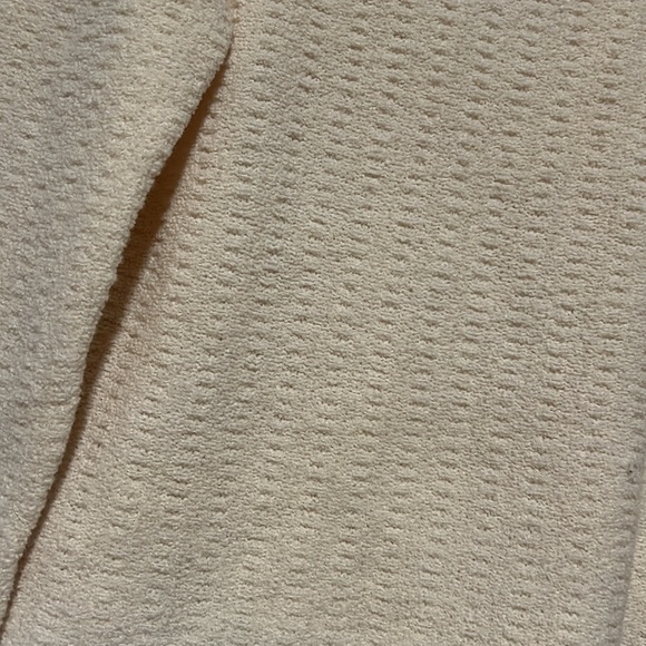 Eileen fisher cream wool sweater, size S can fit a M too - Picture 2 of 7